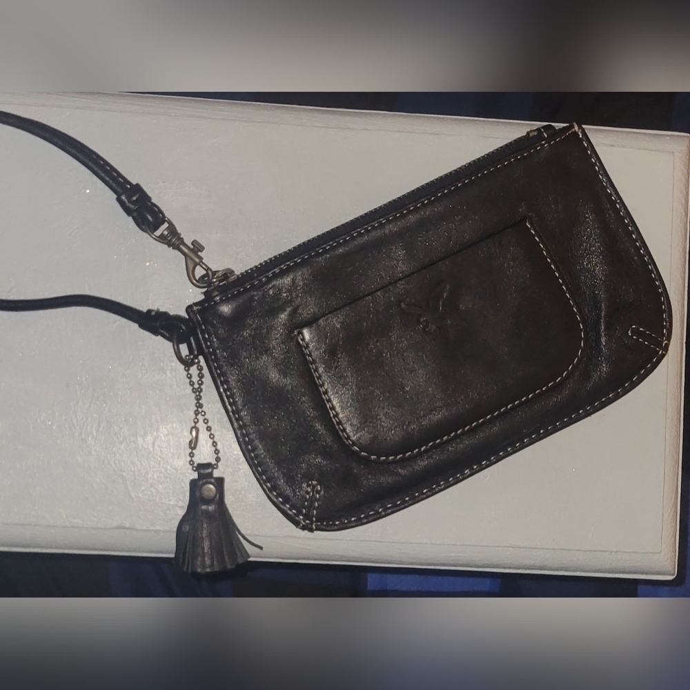 American Eagle Outfitters leather wristlet
